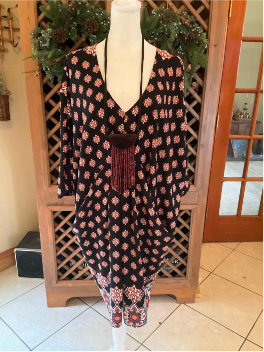 NWOT Uncle Frank Black Boho Medallion Print V Neck Tunic Dress XL